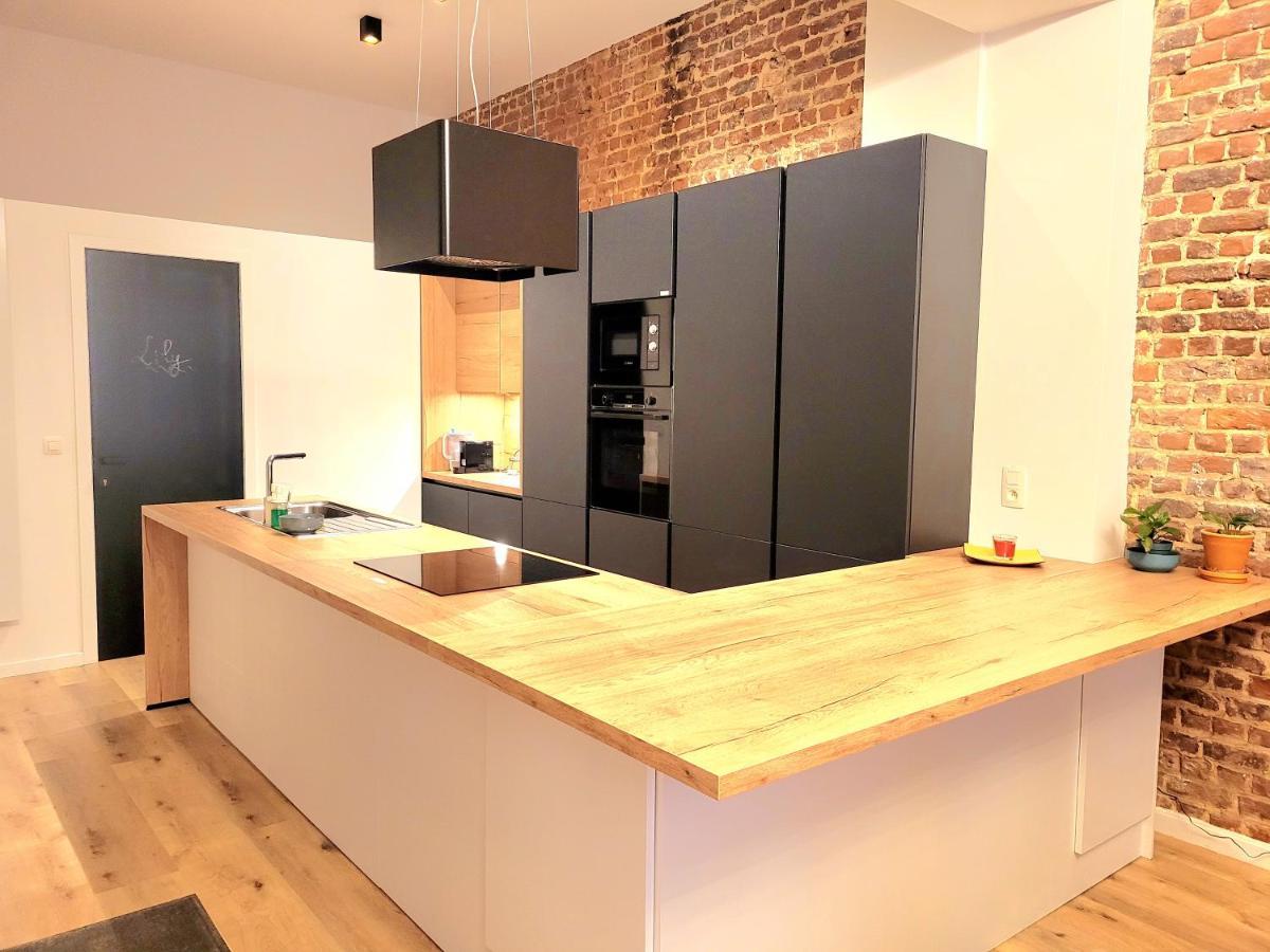 Brand New Iris Room With Private Bathroom And Balcony Брюссель Экстерьер фото